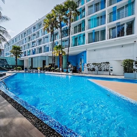 Hotel Baraquda Heeton Pattaya By Compass Hospitality Екстер'єр фото