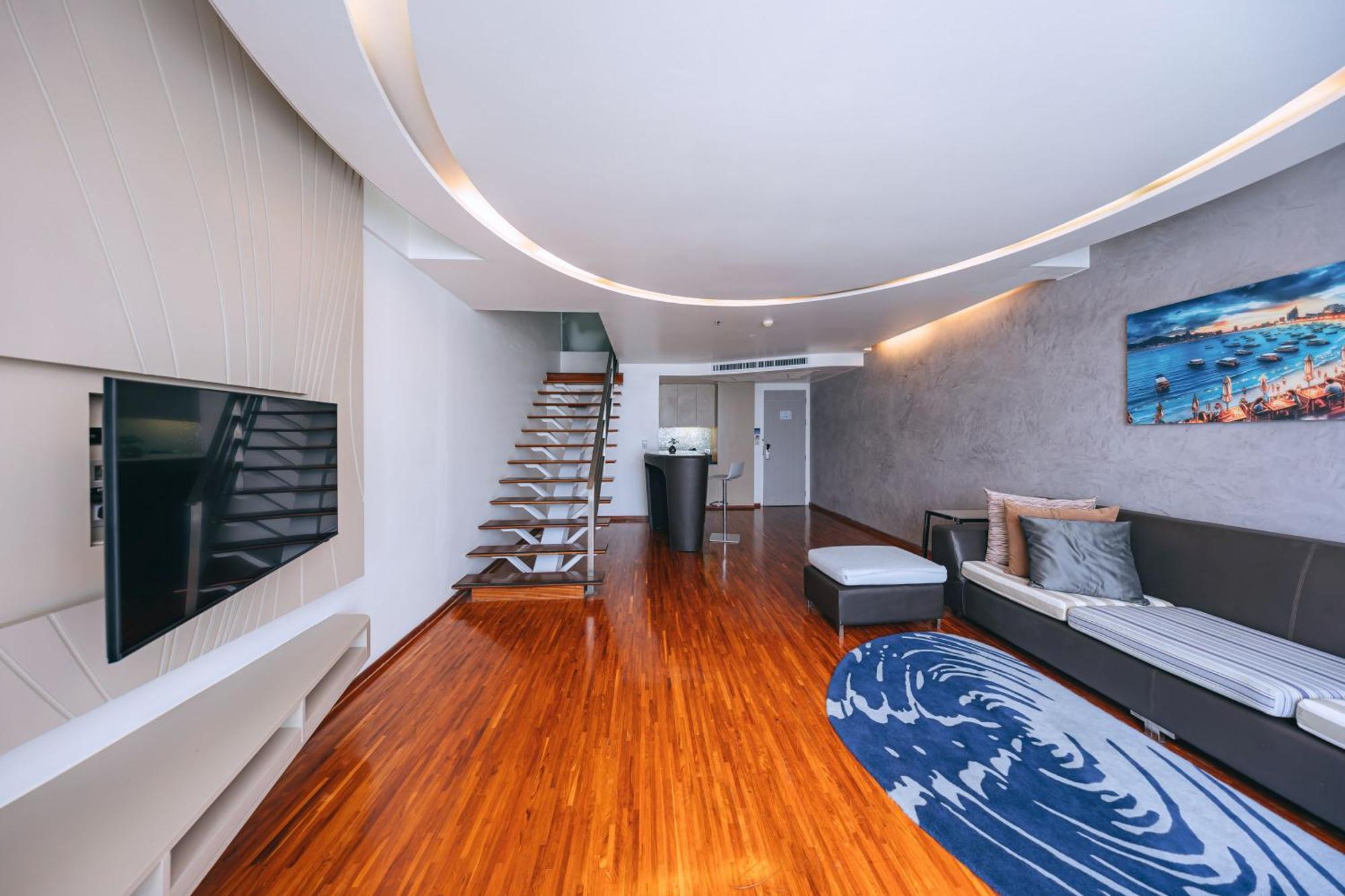 Hotel Baraquda Heeton Pattaya By Compass Hospitality Екстер'єр фото