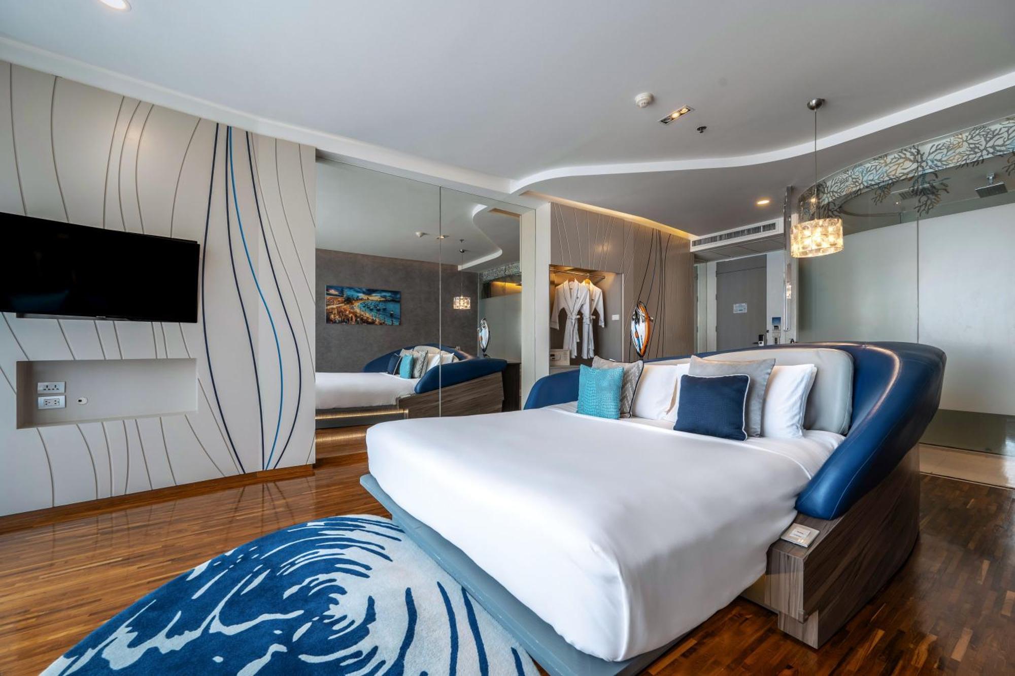 Hotel Baraquda Heeton Pattaya By Compass Hospitality Екстер'єр фото