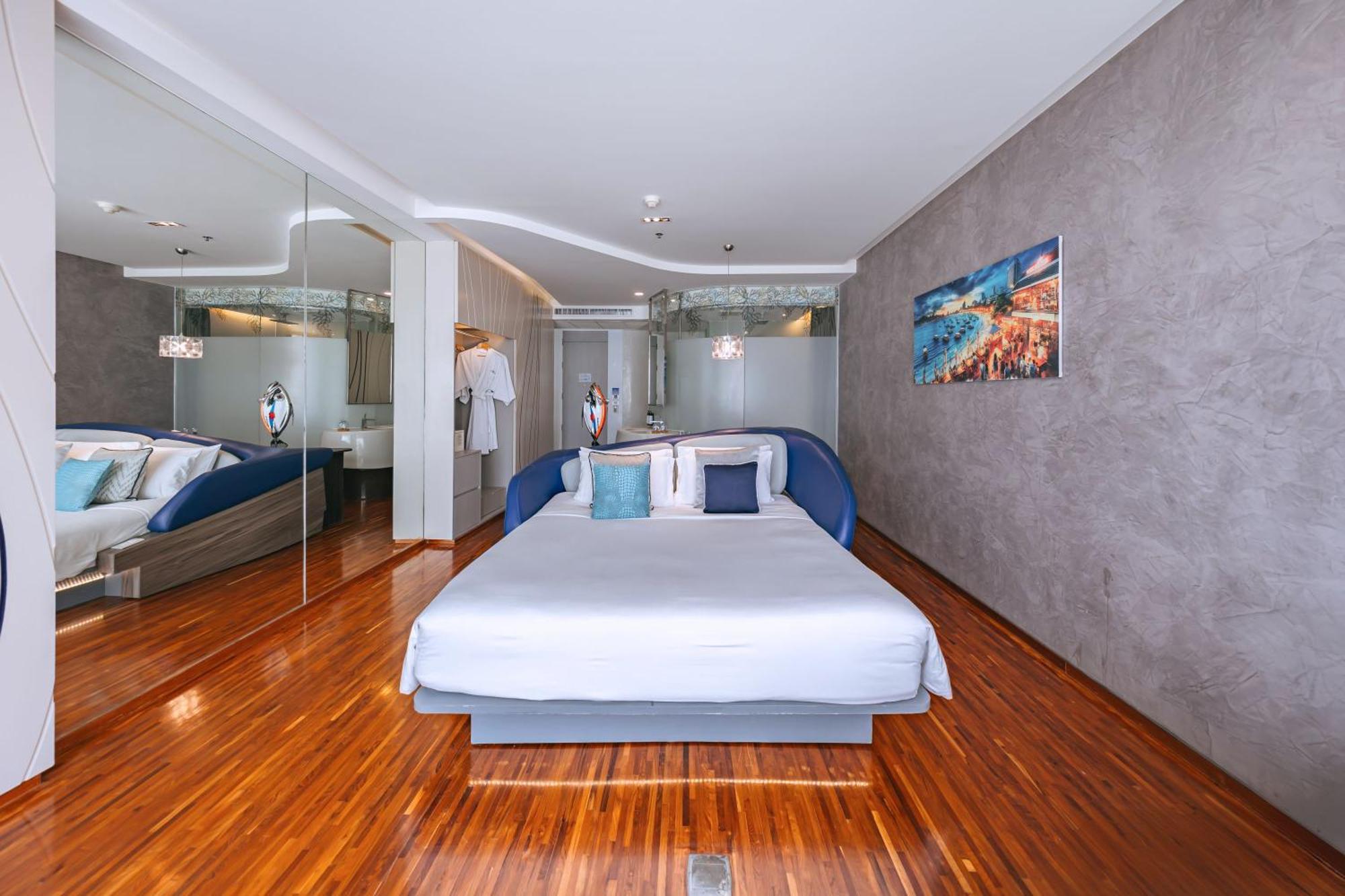 Hotel Baraquda Heeton Pattaya By Compass Hospitality Номер фото