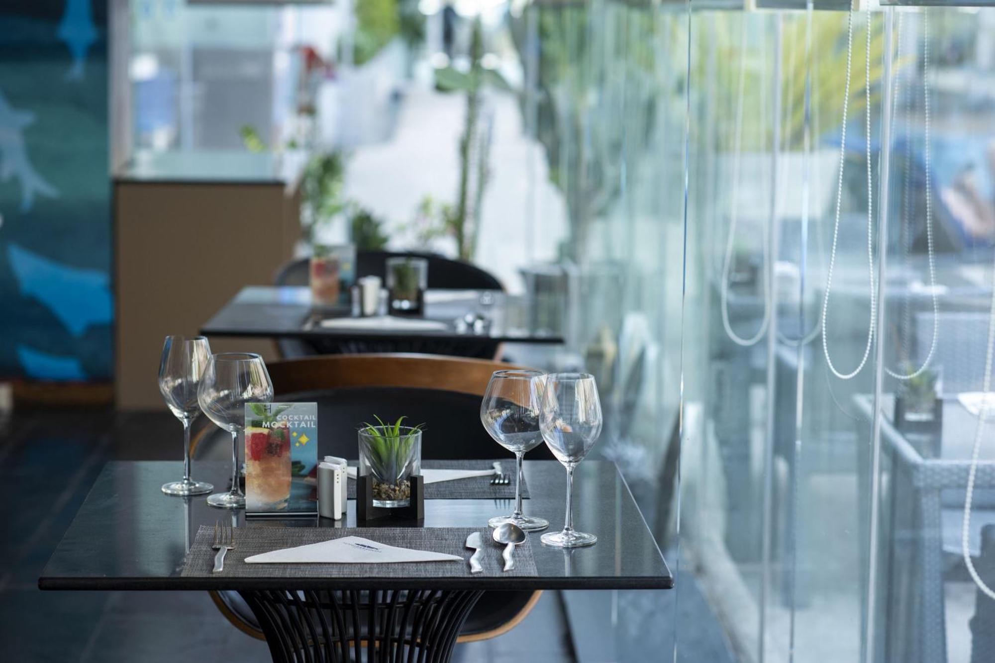 Hotel Baraquda Heeton Pattaya By Compass Hospitality Екстер'єр фото