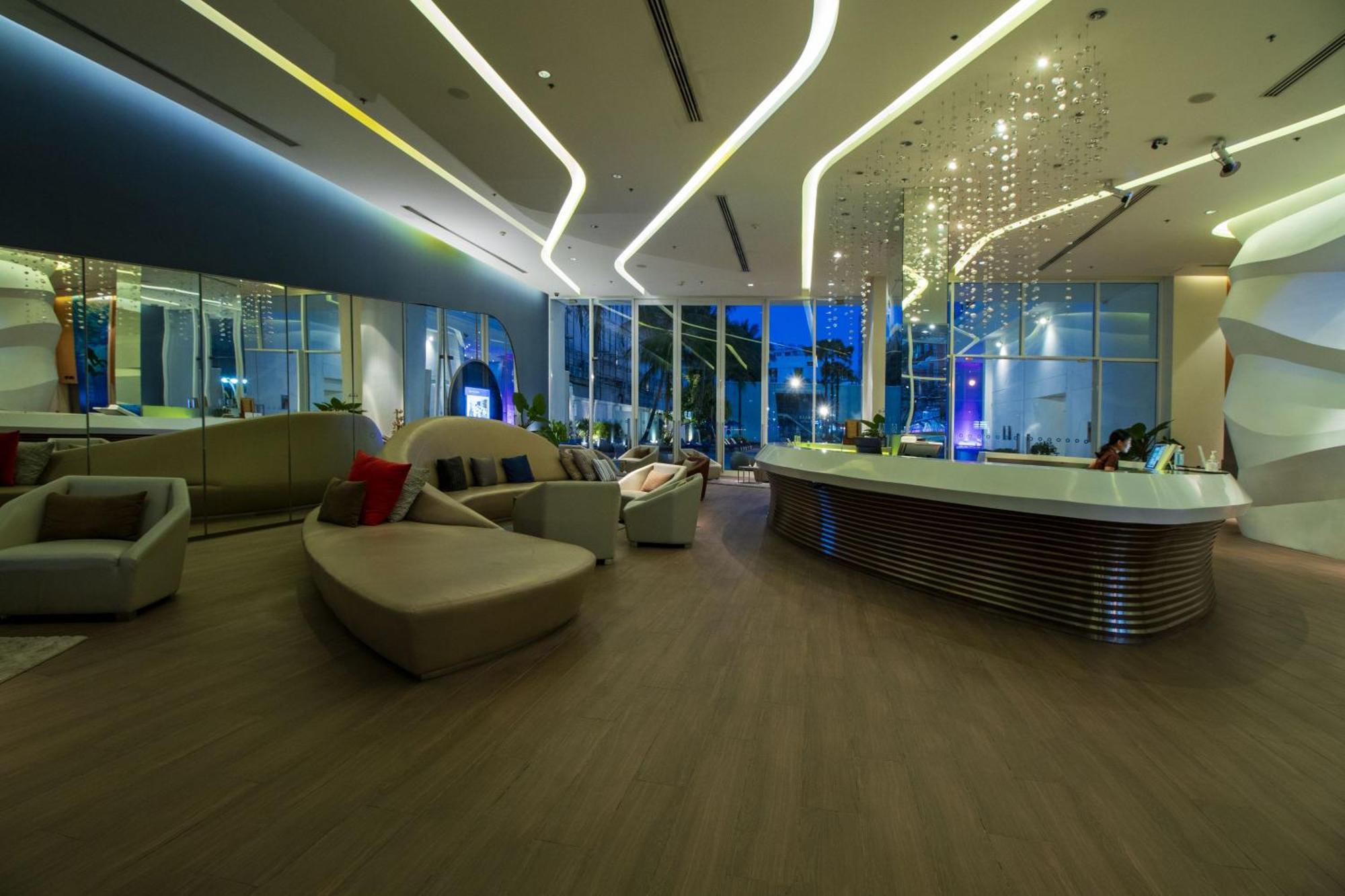 Hotel Baraquda Heeton Pattaya By Compass Hospitality Екстер'єр фото