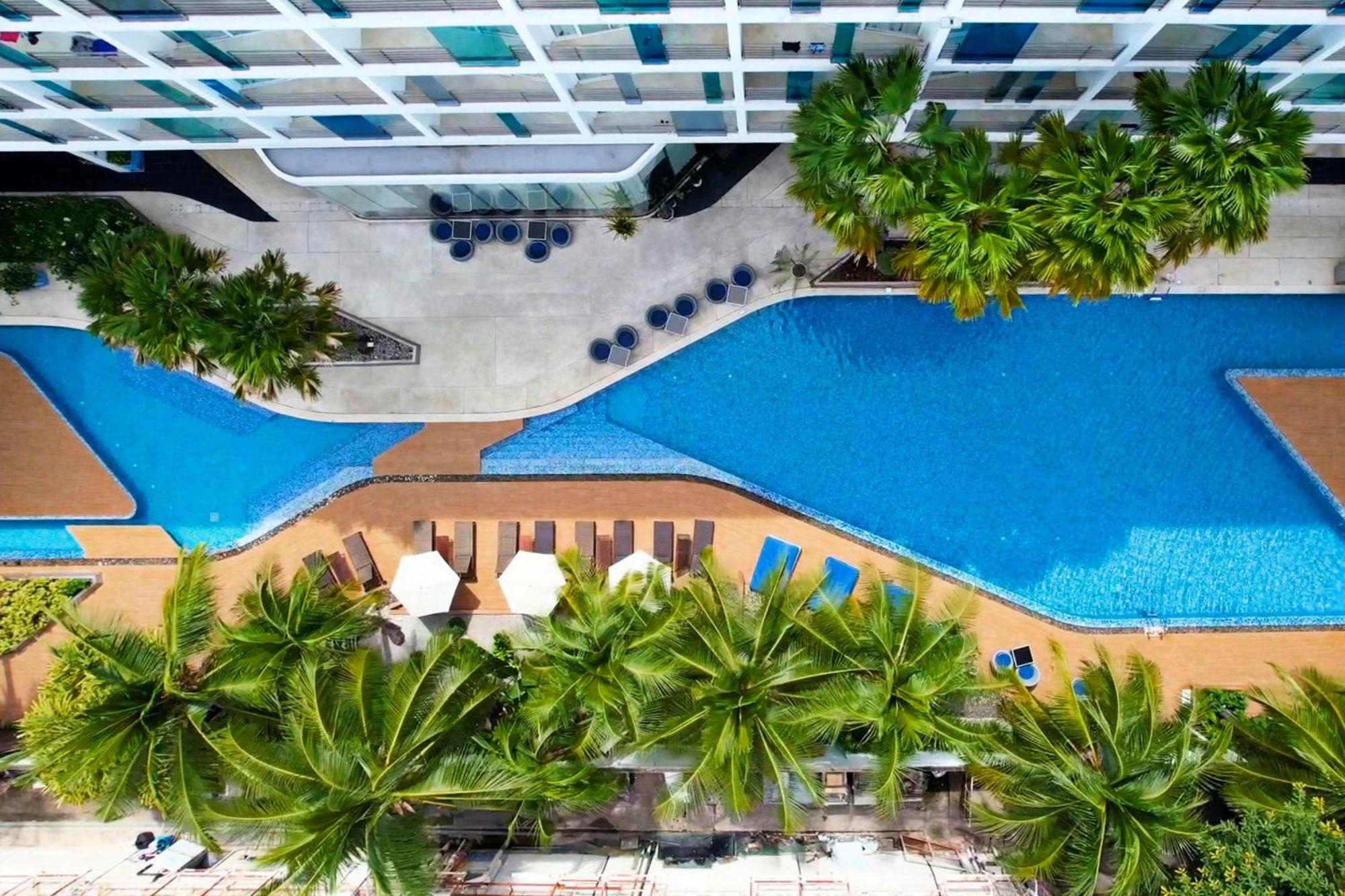 Hotel Baraquda Heeton Pattaya By Compass Hospitality Екстер'єр фото